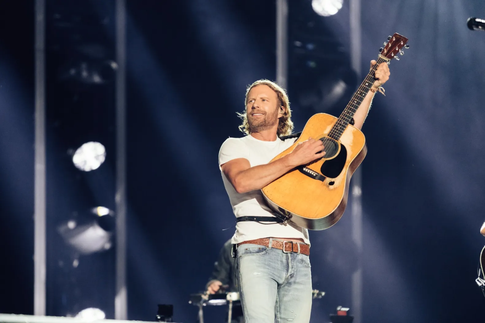 Dierks Bentley Madison Square Garden concert 2025
